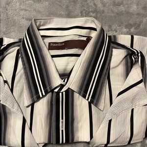 Men’s long sleeve buttons ups